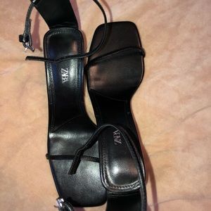 ZARA kitten heels